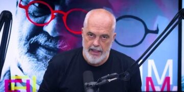 “Pse duhet të bëhen dhe zgjedhje? Ti mund të bëhesh mbret”, Edi Rama sqaron librin e ri…