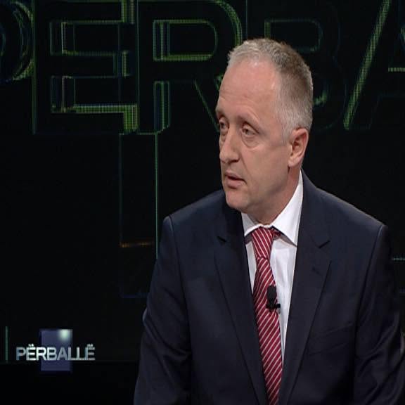 Përtej largimit dhe burgut! Revolta e rrugës dhe transformimi politik