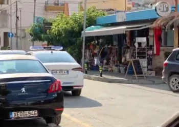 Himarë, 28-vjeçarja pi ilaçe për t’i dhënë fund jetës, rrëzohet dhe vdes 74-vjeçari në Jalë