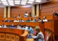 Protesta hyn në Këshillin Bashkiak të Tiranës, përjashtohet anëtarja e ‘Lëvizja Bashkë’