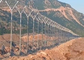 Rrjolli rrethohet me tela me gjemba, banorët thërrasin protestë të shtunën