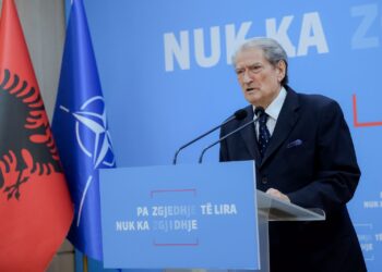 Berisha: Polici Enea Mekolli është dy herë hero, vrasësi i tij financohej me fonde shtetërore