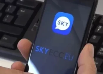 “Po shkojnë në Zvërnec ca miq me pa pronat me gomone”/ Zbardhen përgjimet e grupit të goditur nga SPAK