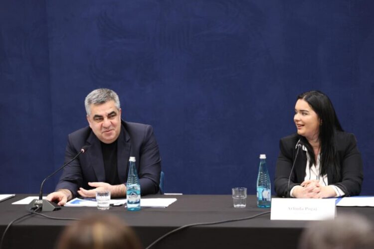 Tenderi i pastrimit të plazheve që mori më qafë Arlinda Pogajn dhe Luan Kaprin/ Kush është peshku i madh që hëngri drejtoreshën e OBP dhe biznesmenin