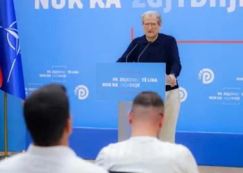 “S’kam qenë kurrë non-grata”/ Berisha: Falenderoj Trump! Jam hequr nga lista e ndalimit të hyrjes në SHBA