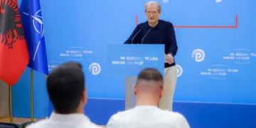 “S’kam qenë kurrë non-grata”/ Berisha: Falenderoj Trump! Jam hequr nga lista e ndalimit të hyrjes në SHBA