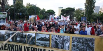 Dita e 27-të e protestës, përsëriten 5 kërkesat: Duam qeveri teknike!