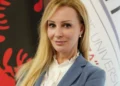 Ikën drejtoresha e QSUT-së, Anxhela Paparizo: Krijuam një linjë për denoncimin e korrupsionit…