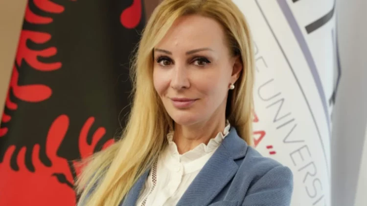 Ikën drejtoresha e QSUT-së, Anxhela Paparizo: Krijuam një linjë për denoncimin e korrupsionit…