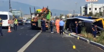 Përplasja e autobusit, pasagjerja amerikane: Pashë që shoferi nuk ishte mirë…