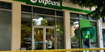 Arrestohet roja i bankës që u grabit ditën e djeshme, Akuzohet se nuk veproi në momentin e grabitjes