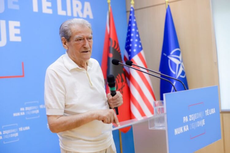 Berisha: Rama dhe Balla po përbaltin heronjtë e luftës në Kosovë, janë antishqiptarë që kanë shitur shpirtin