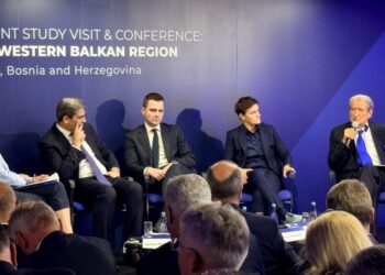Berisha në konferencën e EPP: Shqipëria ndodhet në sallën e Urgjencës, por lëvizja që ka nisur është e pandalshme