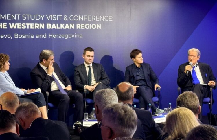 Berisha në konferencën e EPP: Shqipëria ndodhet në sallën e Urgjencës, por lëvizja që ka nisur është e pandalshme