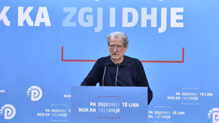 “Rama të heqë dorë nga antimitingjet”, Berisha: Ndërkombëtarët të mbështesin fuqishëm protestën