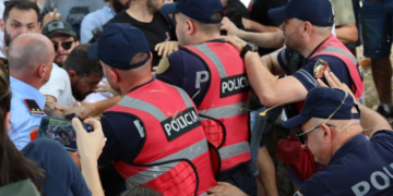 Komiteti Shqiptar i Helsinkit: Të hetohet përdorimi i forcës ndaj protestuesve!