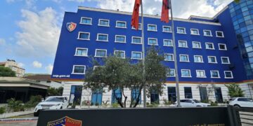 Lëvizje të reja në Policinë e Shtetit, emërohen drejtues të rinj në disa qarqe