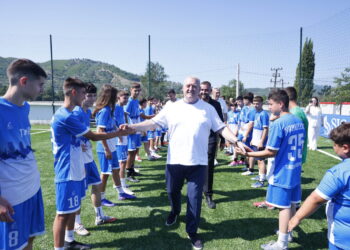 Presidenti Duka inauguron fushën e re në Picallë: Investim për fëmijët, të rinjtë dhe të ardhmen e futbollit