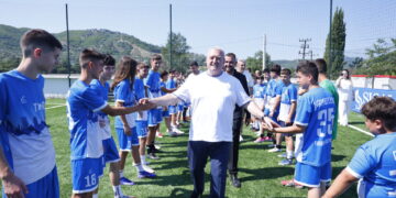 Presidenti Duka inauguron fushën e re në Picallë: Investim për fëmijët, të rinjtë dhe të ardhmen e futbollit
