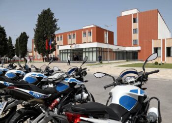Kërcënime dhe ofendime ndaj një zyrtareje/ Pezullohet drejtori i policisë së Shkodrës, AMP nis hetimin