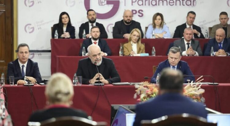 Pas largimit të deputetes, PS mbledh nesër Kryesinë dhe grupin parlamentar