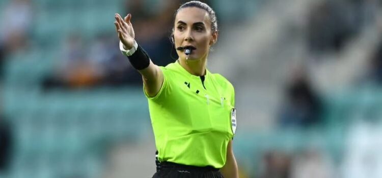 UEFA s’i ndahet arbitrave të Superiores, ja kujt i besohet ndeshja kualifikuese e Botërorit mes Anglisë dhe Ukrainës
