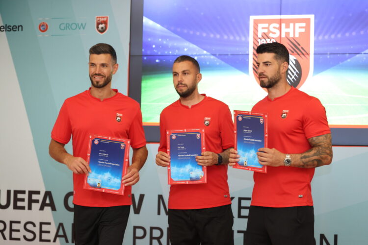 Gjasula, Teqja dhe Palaj: Kursi UEFA A, një hap i rëndësishëm drejt karrierës si trajnerë