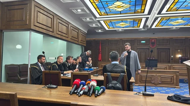 Gjyqi në themel për Veliajn, GJKKO shtyu seancën për shkak të mungesës së avokatëve