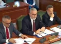 Ministri Gogu prezanton projektligjin për amnistinë: 380 të dënuar përfitojnë lirim të menjëhershëm, 900 ulje dënimi