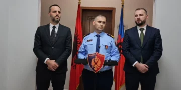 “Kallashnikovi depërtoi antiplumbin”/ Vrasja e policit të Shqiponjës në Maliq dhe plagosja e kolegut të tij, flet drejtori Hita