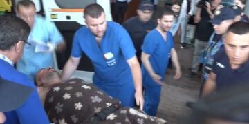 Vrau policin, plagosi një tjetër, Violand Braçellarit i komunikohet “arresti me burg” nga spitali i Traumës