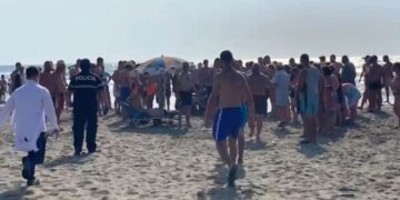 Durrës/ Mbytet në det një fëmijë nga Tirana