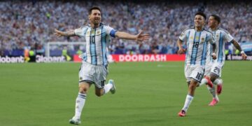 Messi nga një tjetër “planet”, hyn në histori me tre rekorde në Botëror