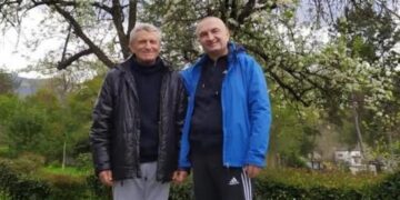Ilir Meta lë përkohësisht burgun, niset drejt Skraparit për t’i dhënë lamtumirën e fundit babait