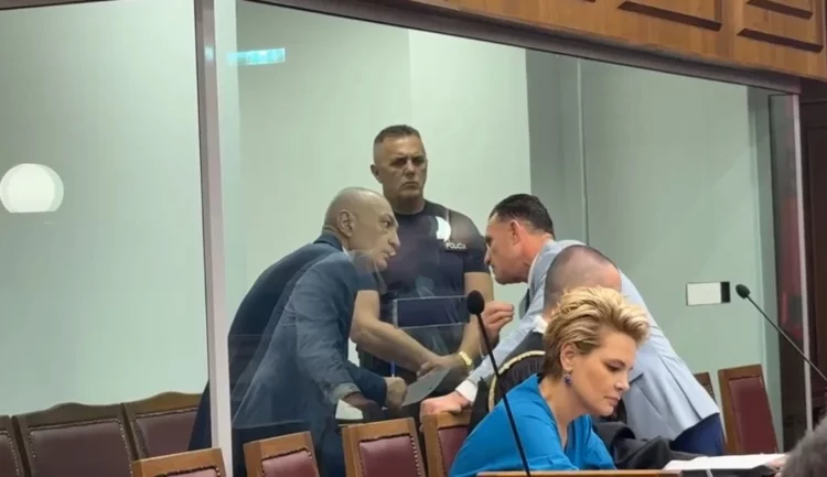 Kërkesa për transmetim ‘live’ të seancës, GJKKO rrëzon Metën dhe kamerat nxirren jashtë sallës së gjyqit