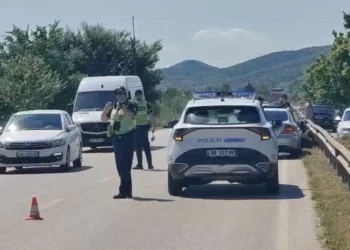 Dyshohet se humbi kontrollin e automjetit, ndërron jetë 32-vjeçari