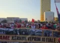 Protesta përpara Kryeministrisë, procedohen penalisht 31 persona