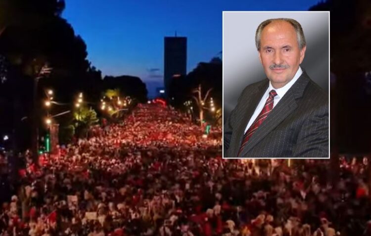 Elez Biberaj: Zgjimi qytetar në Shqipëri ka thyer magjinë e pathyeshmërisë që rrethonte sundimin e Ramës