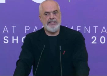 “Protestat si luftë ideologjike!” Rama: Nuk i zgjoi Narta por emri i Trump, do dështojnë si çadra e Lulit