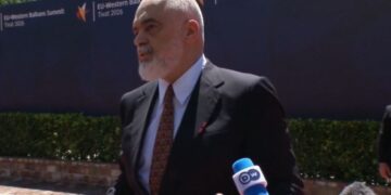 Kryeministri Rama zbulon nga Mali i Zi edhe një grup armiqësor: Pas protestave të Zvërnecit qëndrojnë iranianët!