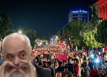 Rama shpërthen kundër protestuesve: Shembëlltyra më e zezë, mbetje të rrezikshme socio-politike
