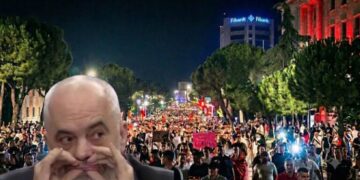 Rama shpërthen kundër protestuesve: Shembëlltyra më e zezë, mbetje të rrezikshme socio-politike