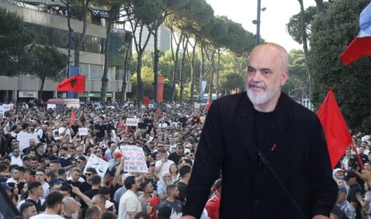 Protestat për Zvërnecin, Rama bën ‘të fortin’ me qytetarët: Shqipëria do bëhet siç them unë, jo siç bërtisni ju