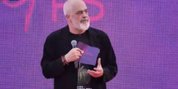 “Më thonë se në protestë kanë dalë edhe tanët”/ Rama reagon nga festa e PS-së në Shkodër