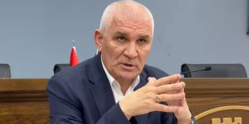 “Emërimi i administratorit, i paligjshëm”/ Rektori i Universitetit të Shkodrës i jep dorëheqjen Kumbaros