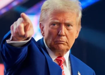 Presidenti Trump u kërkon kompanive të naftës të ulin çmimet e benzinës në vend