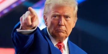 Presidenti Trump u kërkon kompanive të naftës të ulin çmimet e benzinës në vend