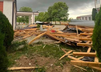 Pas Kosovës dhe Maqedonisë, stuhia e fuqishme mbërrin në Shqipëri, ja situata