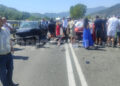 Dy automjete përplasen në Rrugën e Kombit, 2 të plagosur
