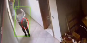 Vjedhja në Postën e Durrësit/ Paratë me qese të zezë çoheshin në zyrën e drejtoreshës